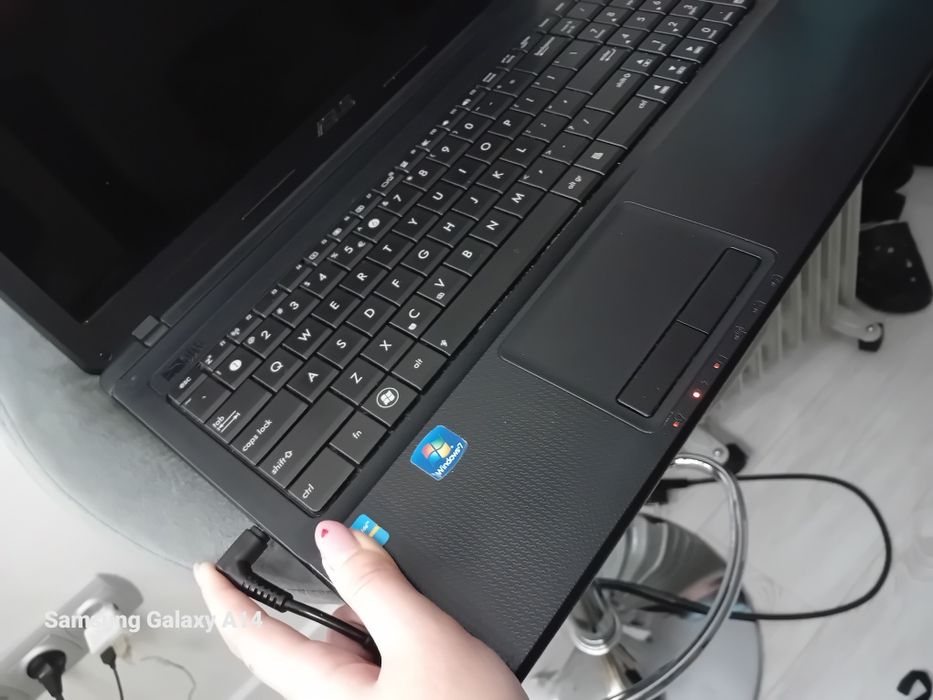 Sprzedam  Laptopa