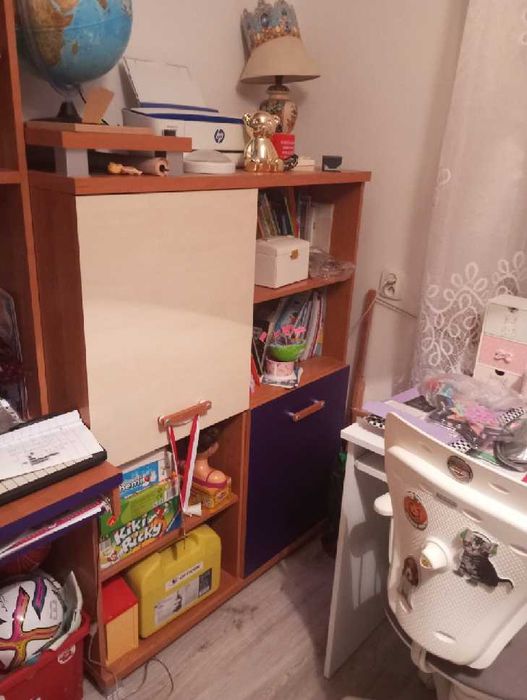 Komplet mebli do pokoju dziecięcego