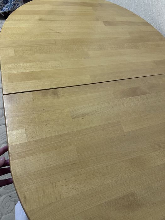 Раздвижной обеденный деревяный стол