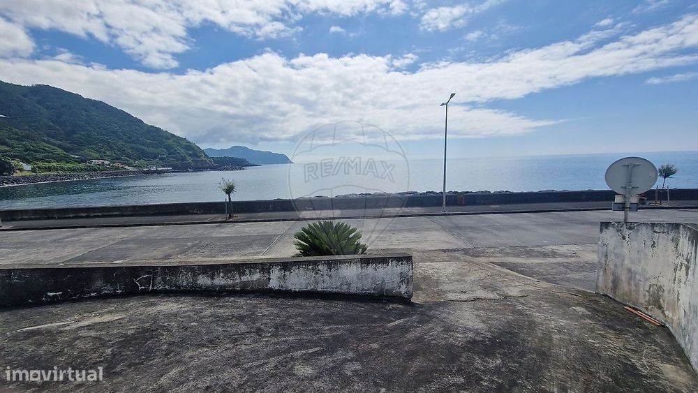 Moradia T2 para venda