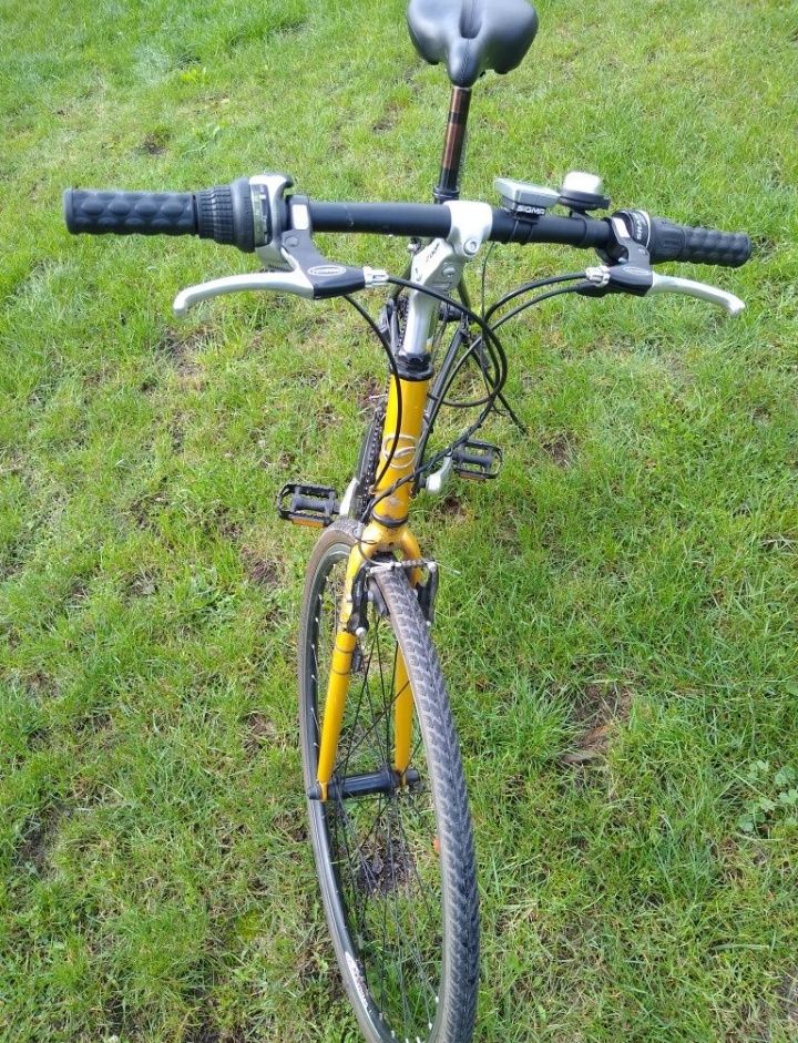 Rower trekkingowy aluminiowy Giant FCR koła 28 cali