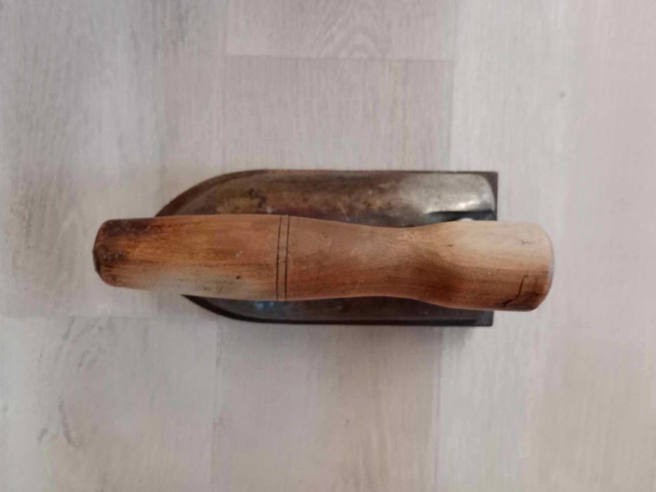 Zabytkowe żelazko krawieckie PRL