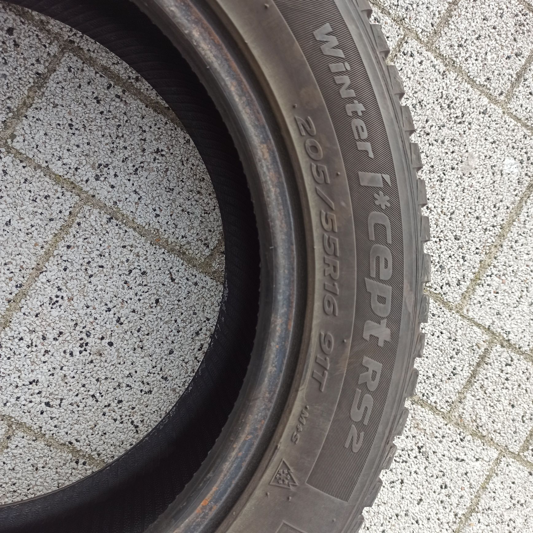 Zestaw opon zimowych Hankook winter i*cept RS2 205/55 R16 91T