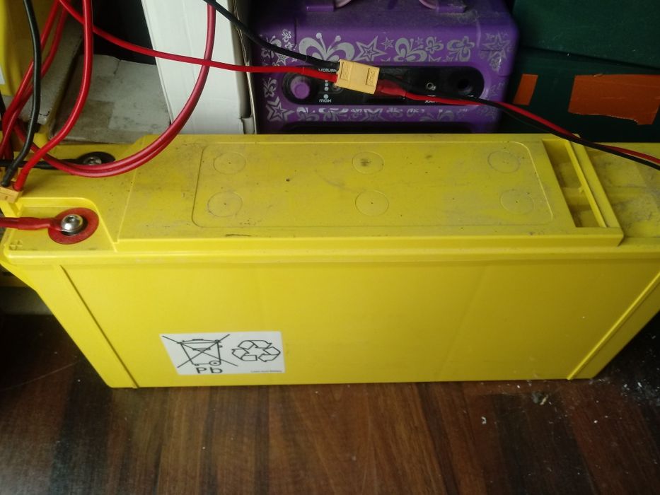 Akumulatory trakcyjne 90 i 100 A