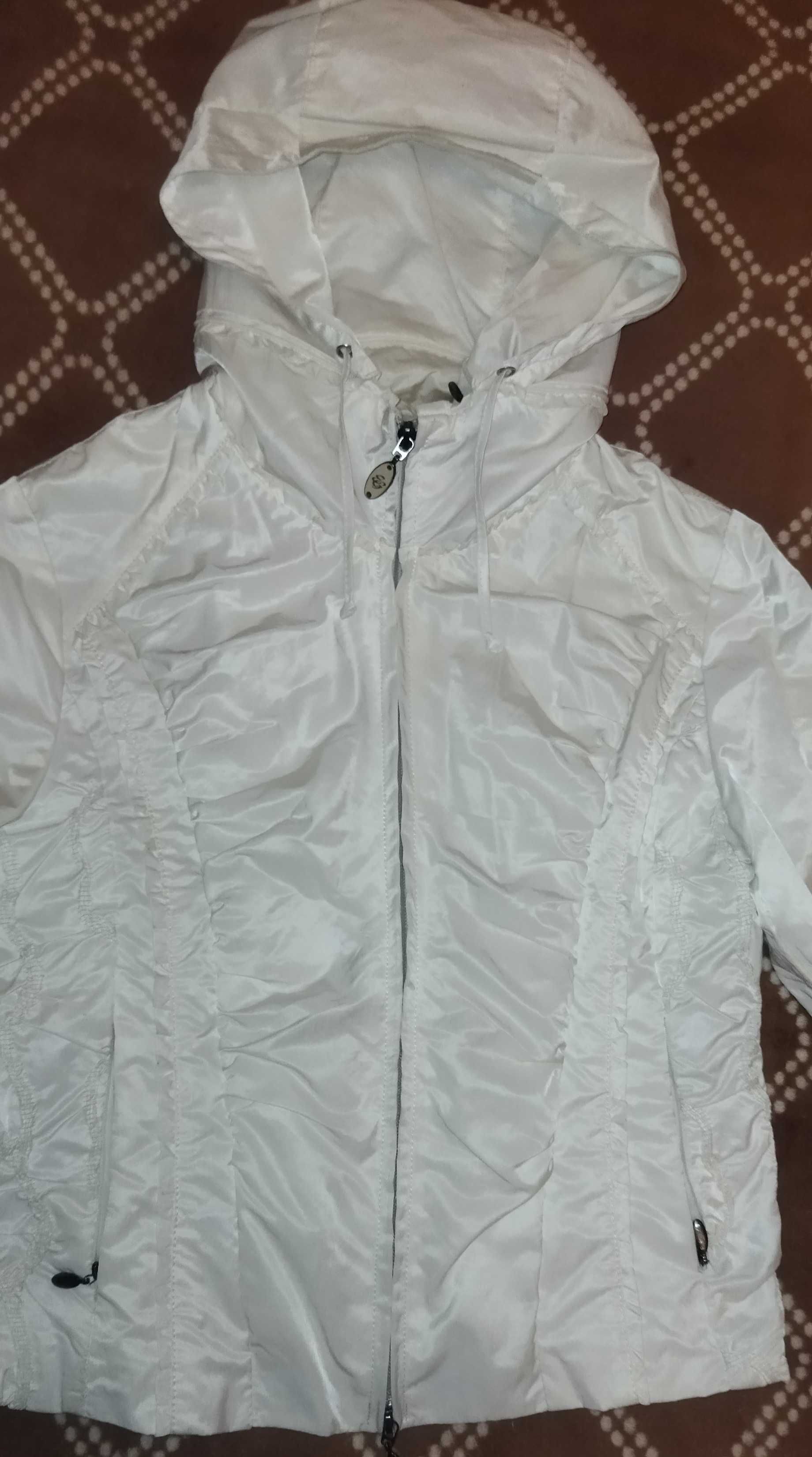 Куртка, вітровка жіноча (розмір 42-44)