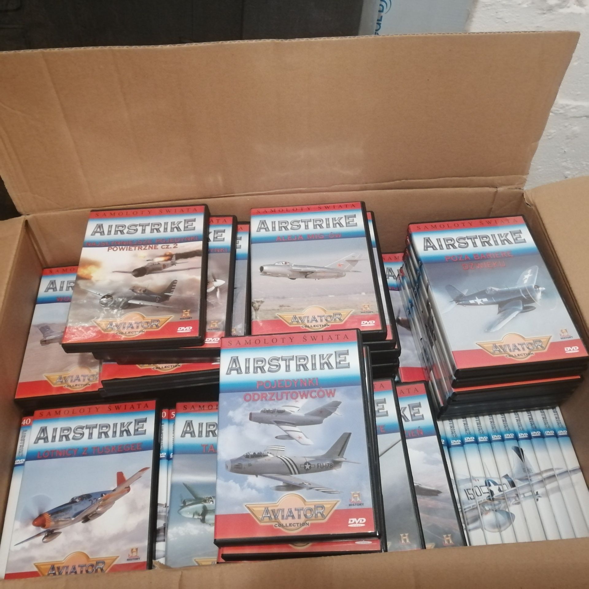 Samoloty Świata - AIRSTRIKE - 114 DVD komplet
