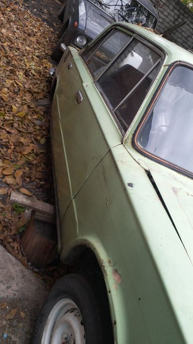 Продам машину Ваз 2103