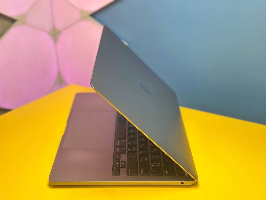 Ноутбук Apple MacBook Pro 13" Space Gray MYD92(143660) Б/У З ГАРАНТІЄЮ