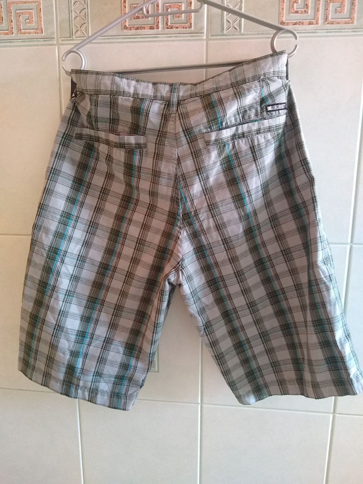 DC* Dillinger Amerykańskie męskie krótkie spodnie, Pas 80-84 cm