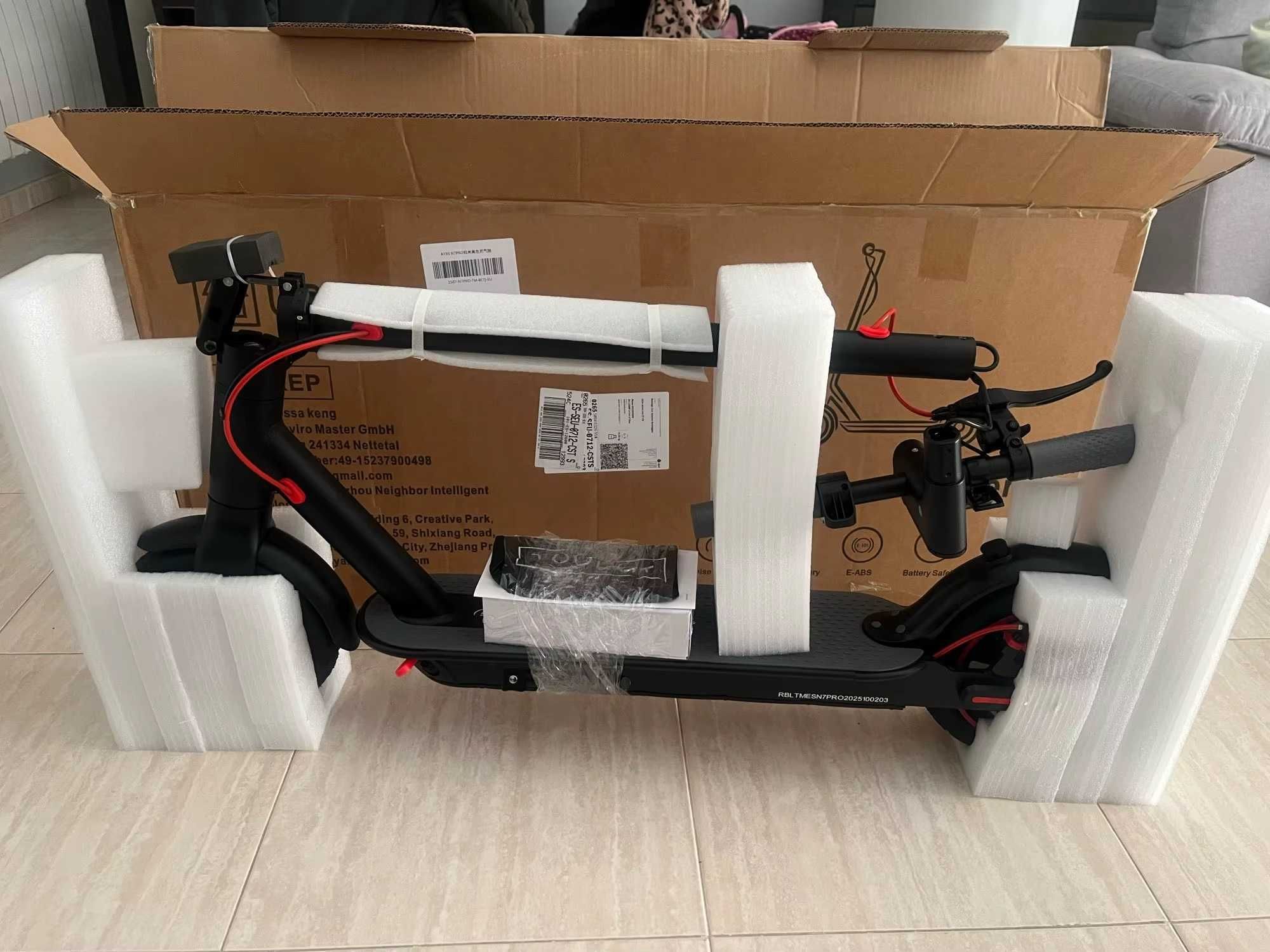 Hulajnoga elektryczna iscooter i9 350W 30km/h Składana nowa