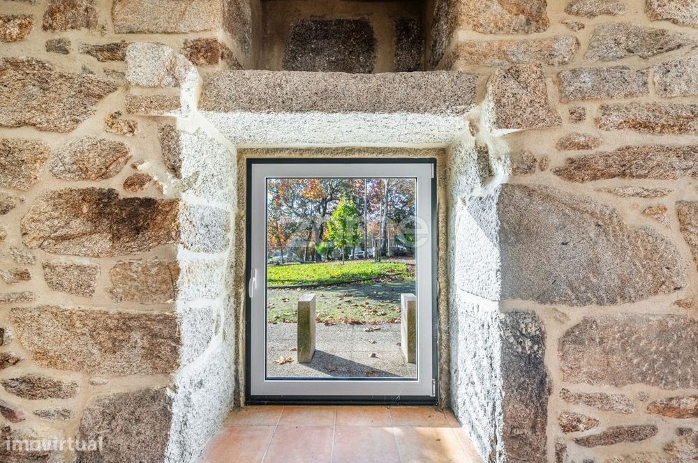 Imóvel | Casa de Pedra |Monção | Para atualizar - remodelar