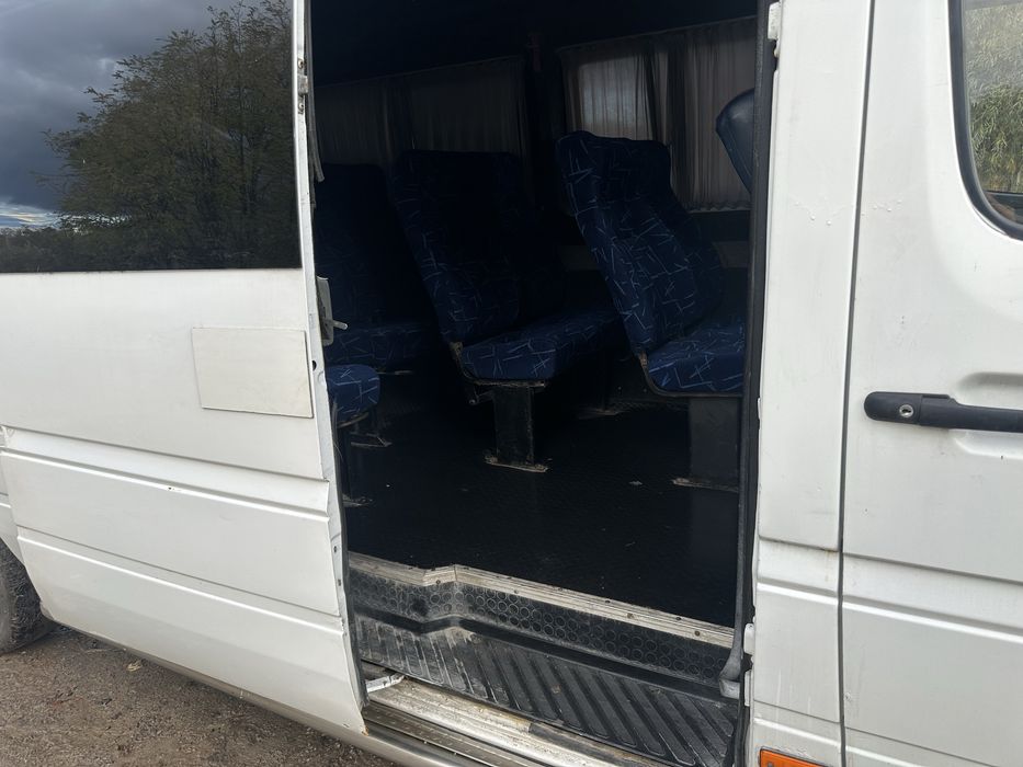 Mercedes-Benz Sprinter 312d. 19 місць