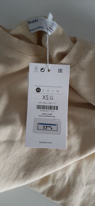 T-shirt da bershka creme (Nova)