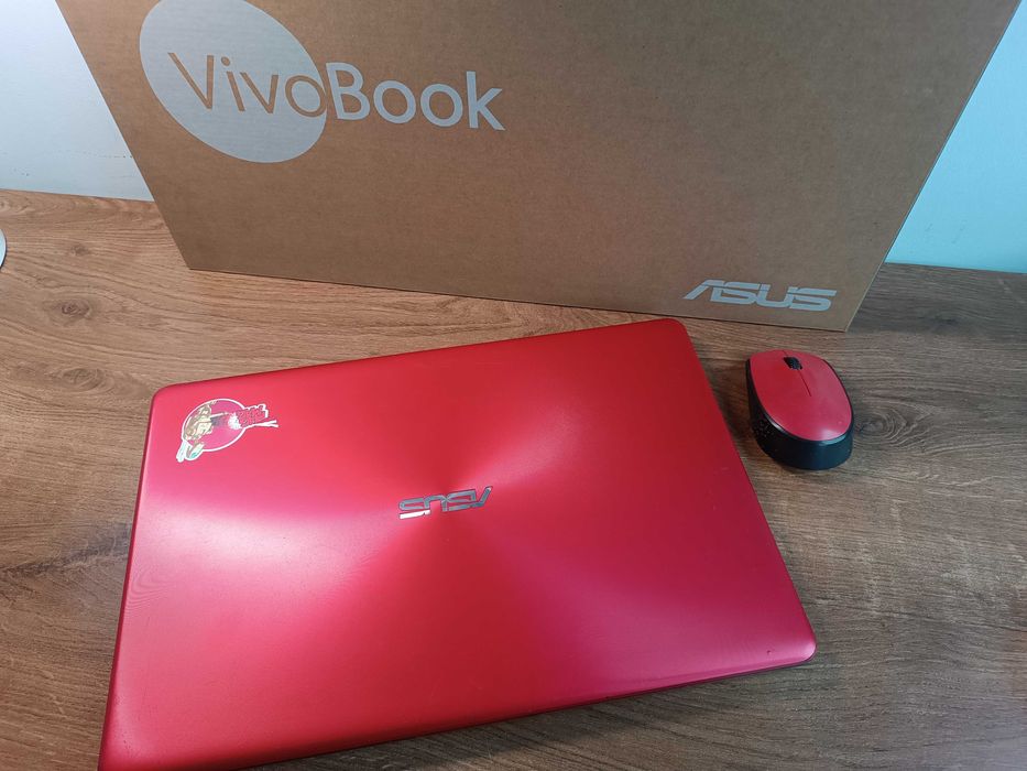 Ноутбук laptop Asus Vivobook 15.6, Intel i3, RAM 12Gb, SSD 240Gb