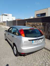 Ford Focus 1.4 Gasolina