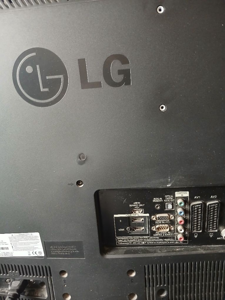 Telewizor formy LG