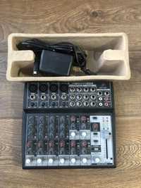 Behringer Xenyx 1202