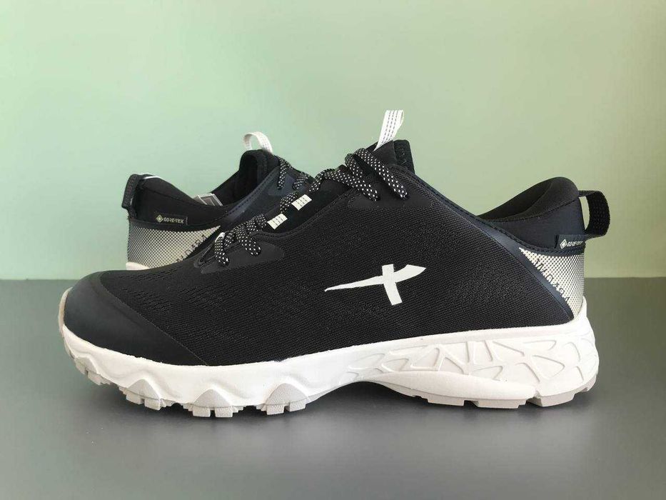 Кросівки Tamaris Active Gore-tex 38 р