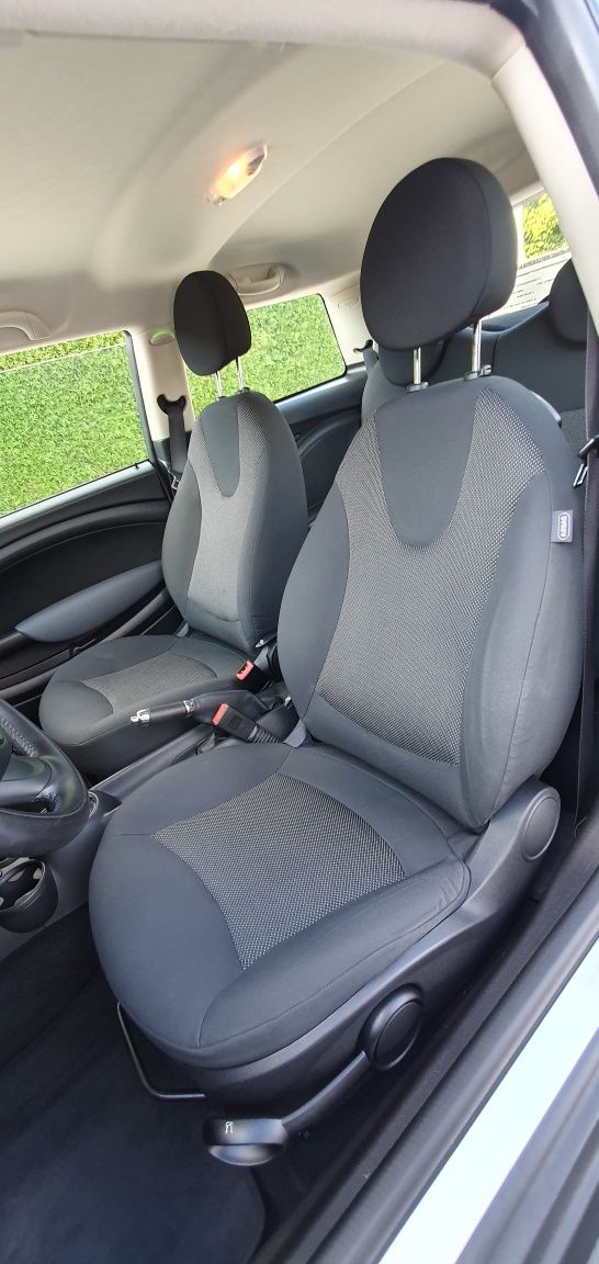 Mini Cooper One 1.6 Benzyna