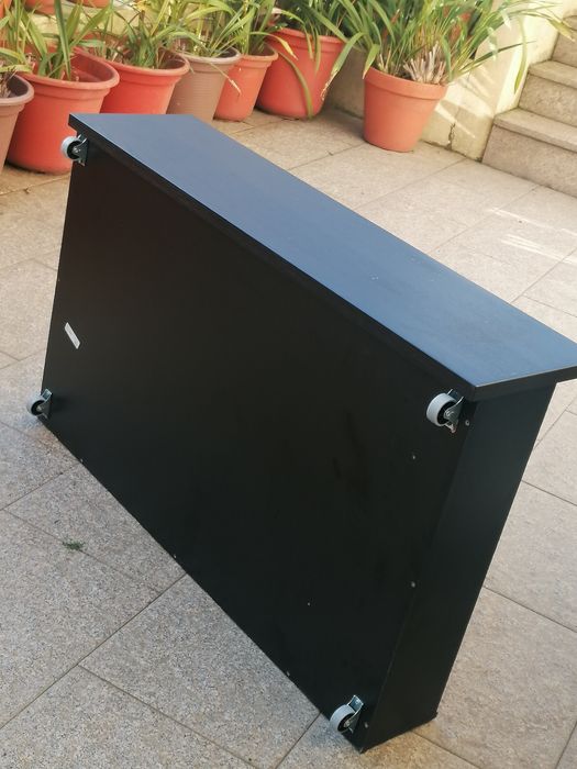 Vendo GAVETÃO PRETO para cama ikea como novo. Tenho varios iguais.