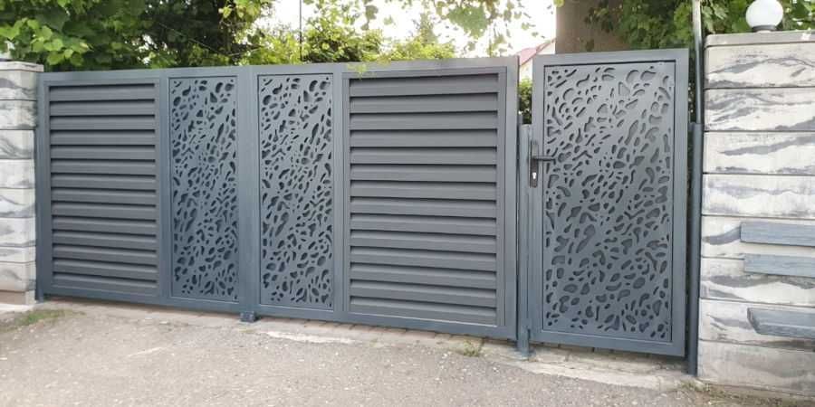 Металева огорожа. Паркан жалюзі. Паркани металеві.