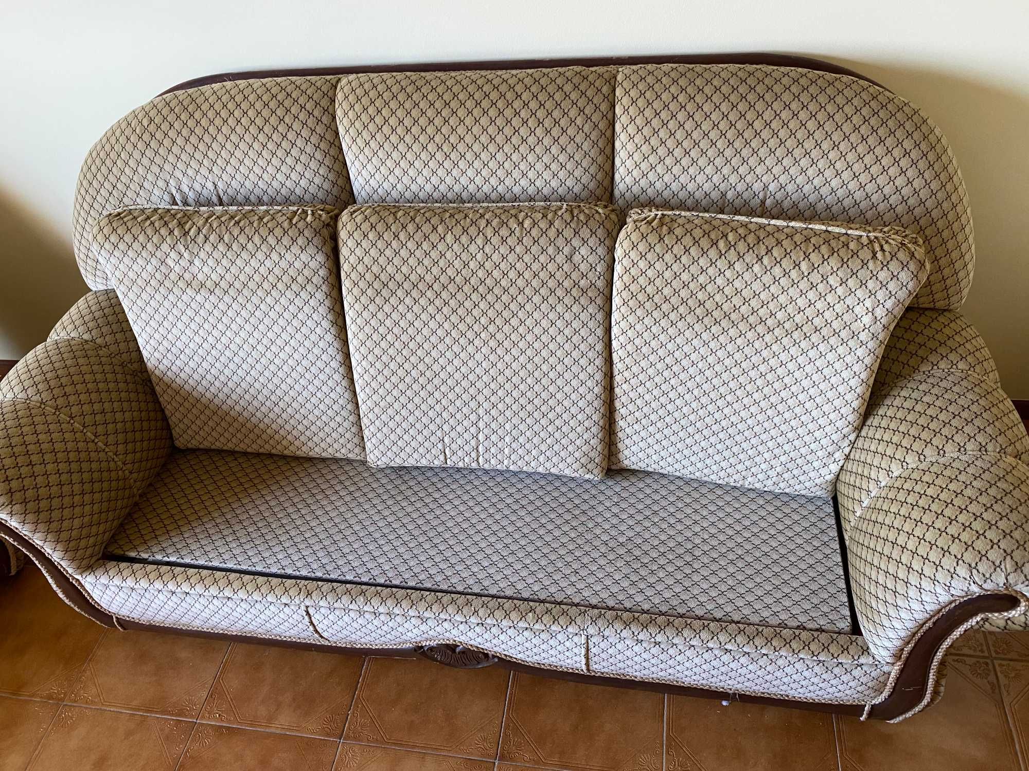 Sofá Cama e 2 Poltronas