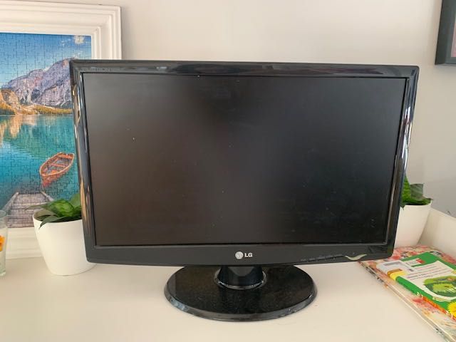 Monitor LG em 3ª mão