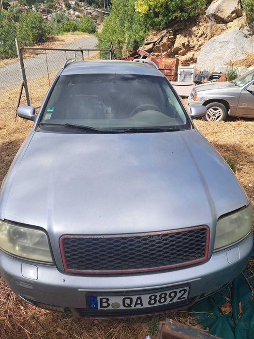 Vendo Audi A4 V6-2.4
