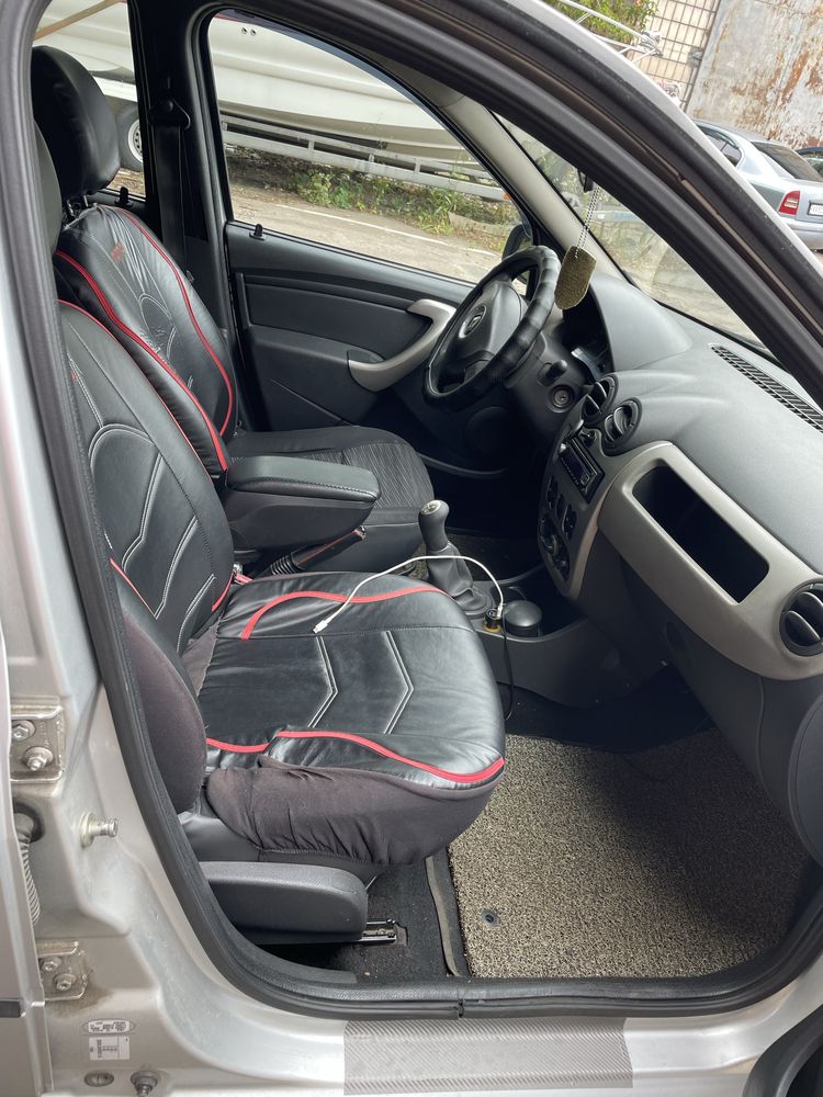 Продам Renault Logan