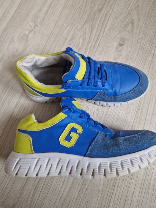 Кроссовки Guess для мальчика размер 38