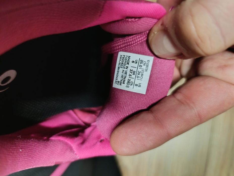 Buty do biegania damskie ASICS Gel-Pulse r. 39.513 rozmiar