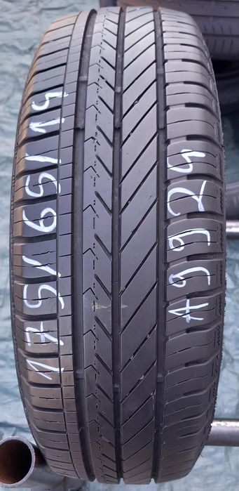 175/65/14 Goodyear DuraGrip 82T