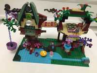 Klocki LEGO Elves Kryjówka elfów na drzewie 41075