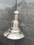 Lampa industrialna