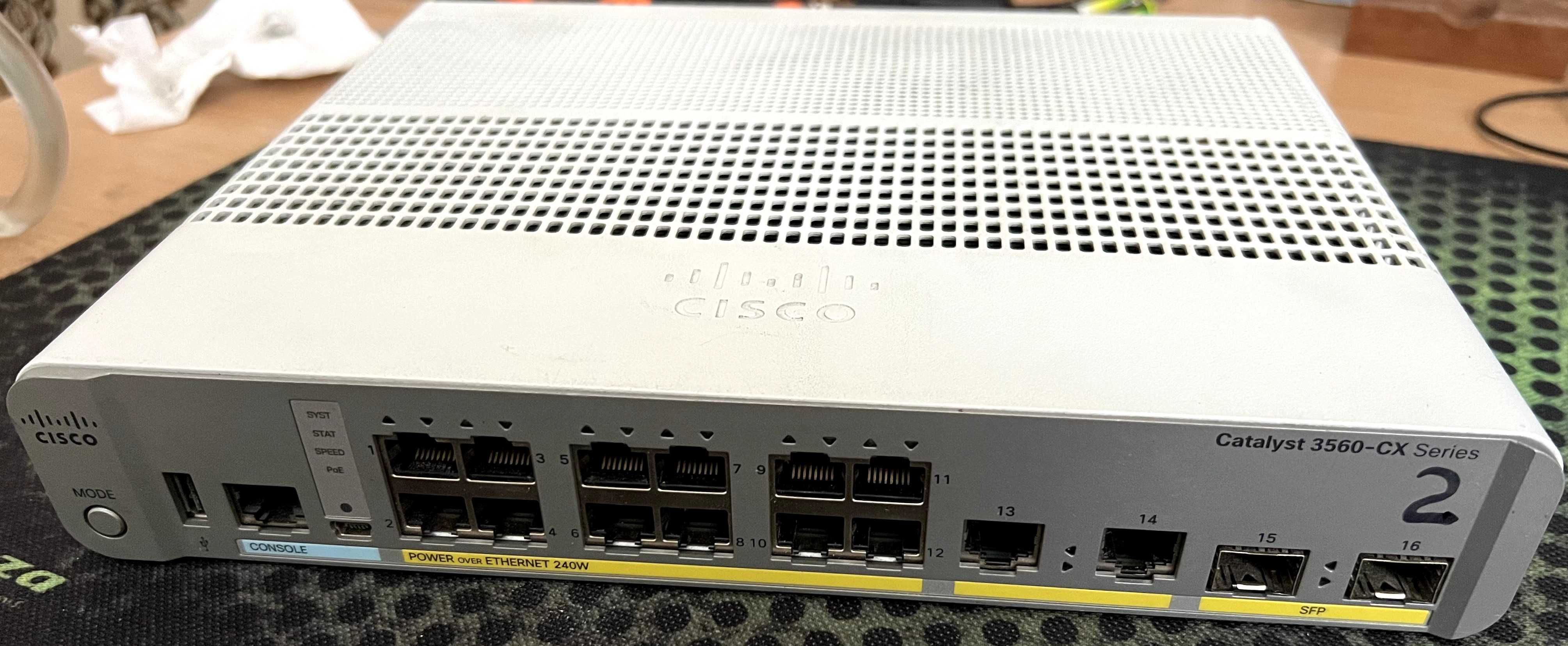 Комутатор керований рівня 3 Cisco WS-C3560CX-12PC-S