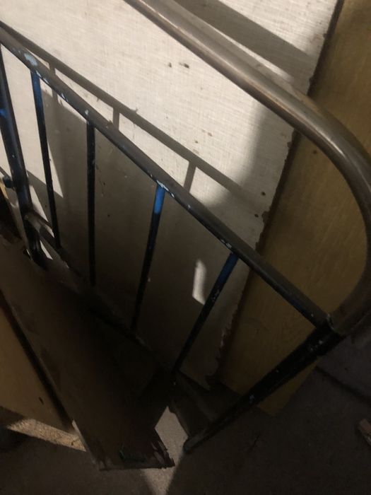 Ліжко металеве з пружинною сіткою. Кровать