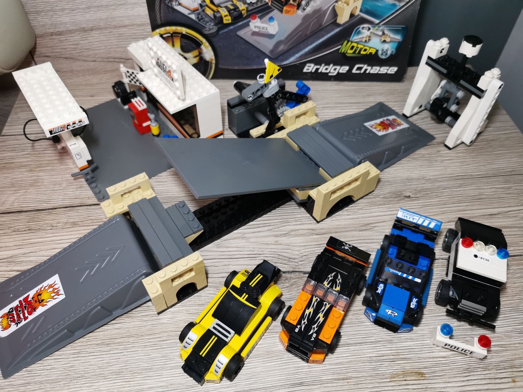 Lego Racers 8135 Pościg na moście kompletny