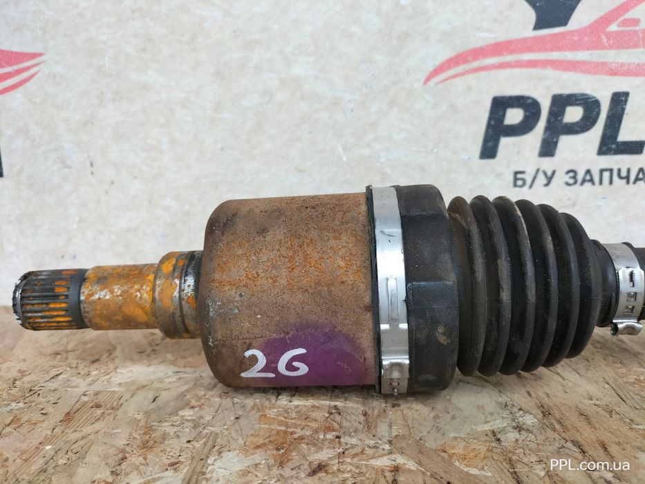 Ford Transit Connect Mk2 13-21 1.6 TDCI полуось левая 26 / 27 шл.