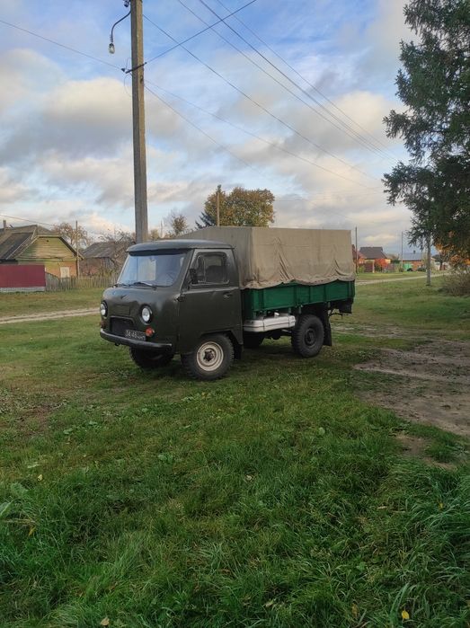УАЗ бортовой 452д