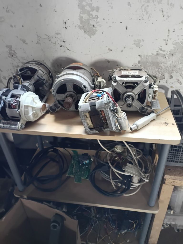 Części z pralek i zmywarek
