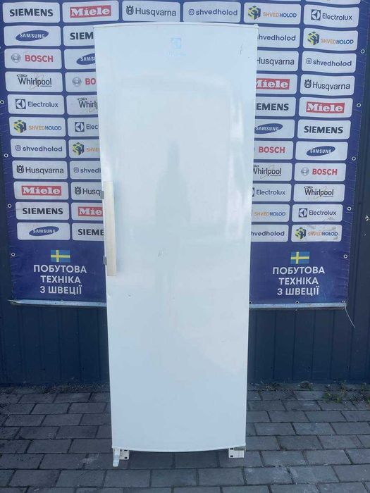 Морозильна камера Electrolux б/в 185cм біла суха заморозка #07428