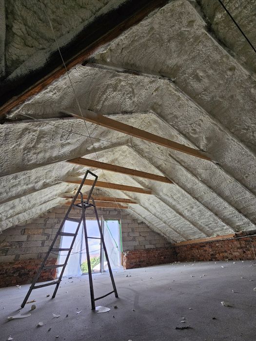 Утеплення Пінополіуретаном,Піною(ППУ)дахів,перекриття,каркасники,ангар