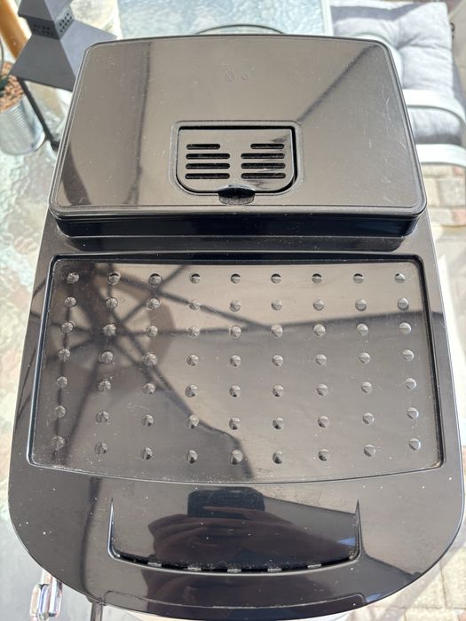 Ekspres do kawy Delonghi magnifica S