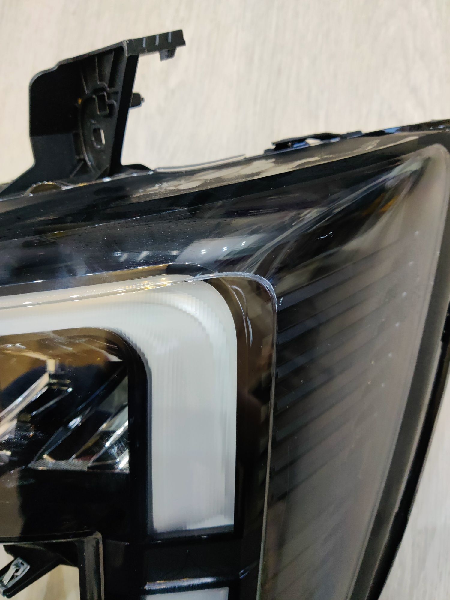 Передня фарpa Renault Master IV/Nissan Interstar III LED