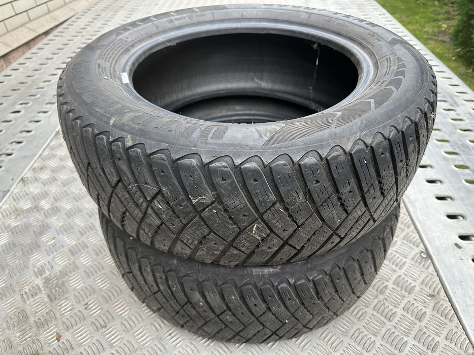 Good Year Ultragrip Ice Arctic 215/60/r16