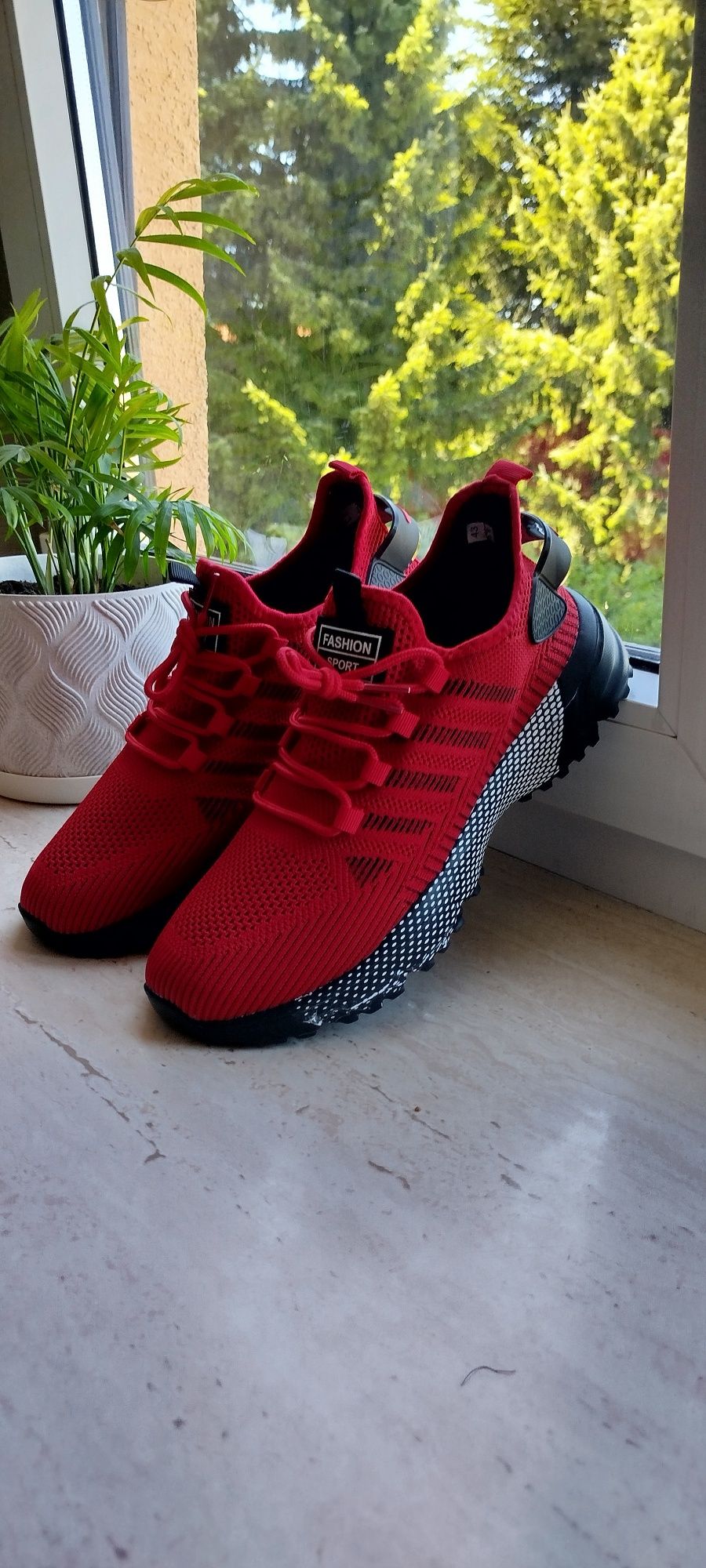 Adidasy męskie sportowe Nowe czerwono czarne roz 43 dł.wkładki 28 cm