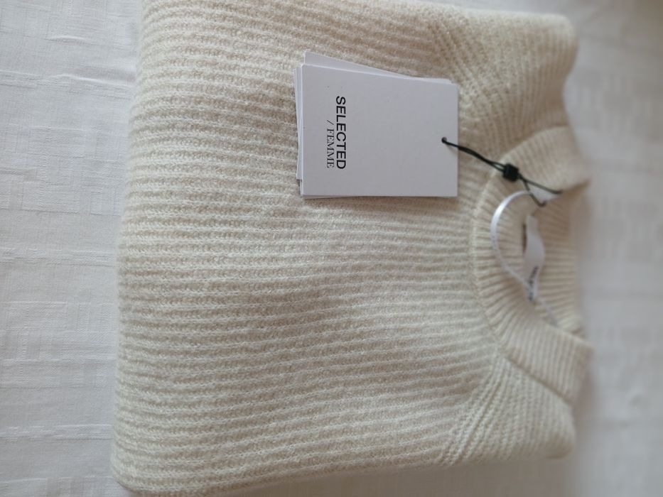 Wełna! Śmietankowy modny golf oversize Selected Femme