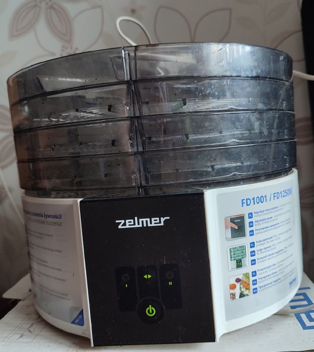 Сушка для фруктів і овочів ZELMER