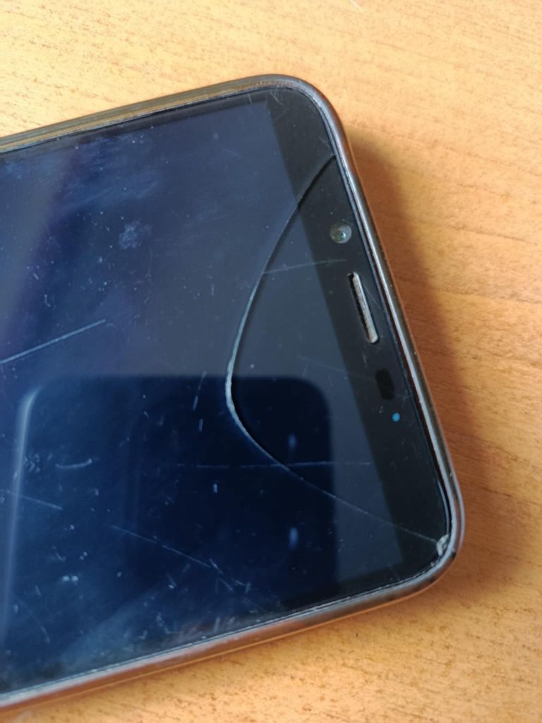 Telefon Cubot x19