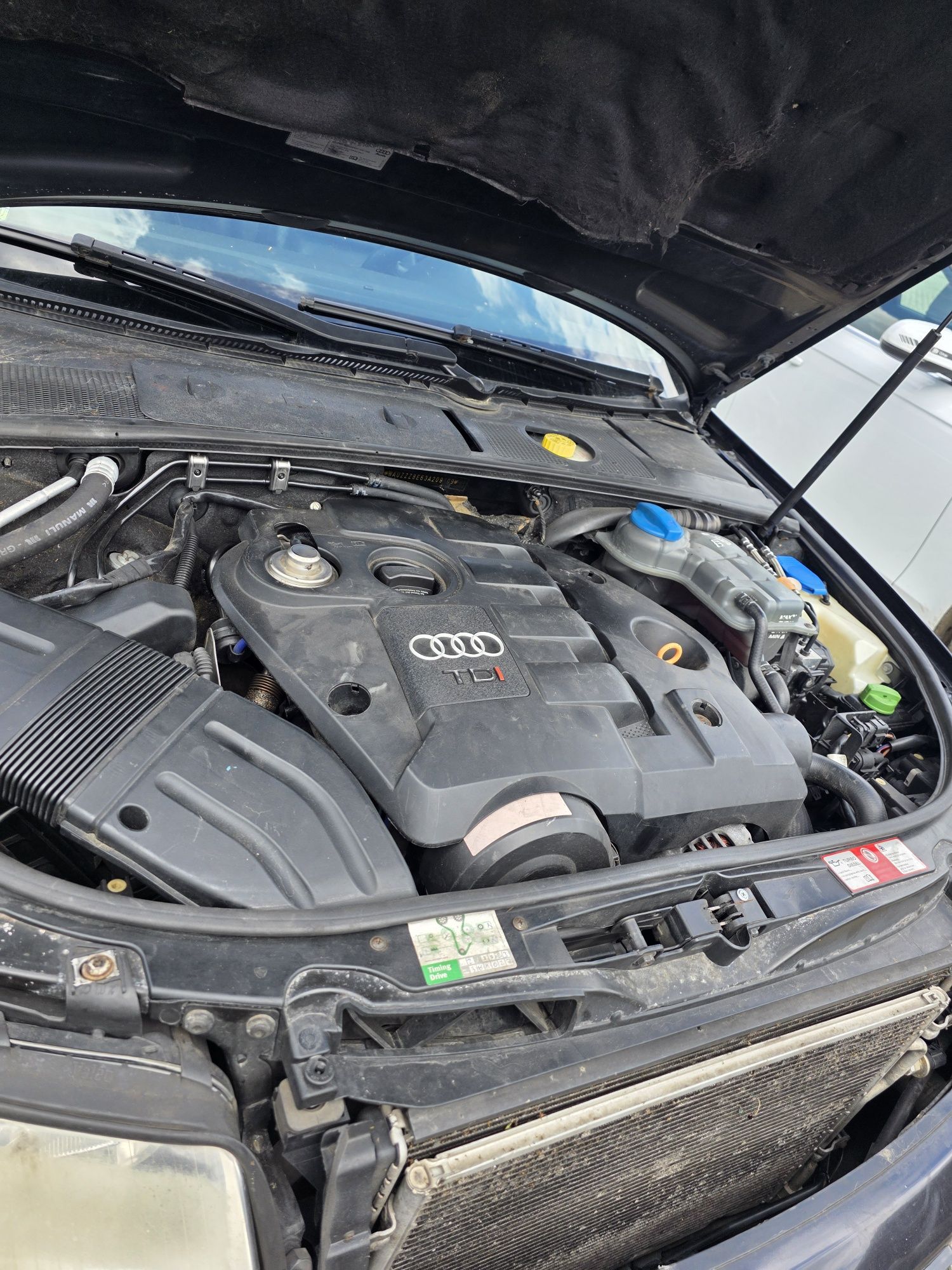 Audi A4 B6 1.9 Quattro w całosci .nowe turbo